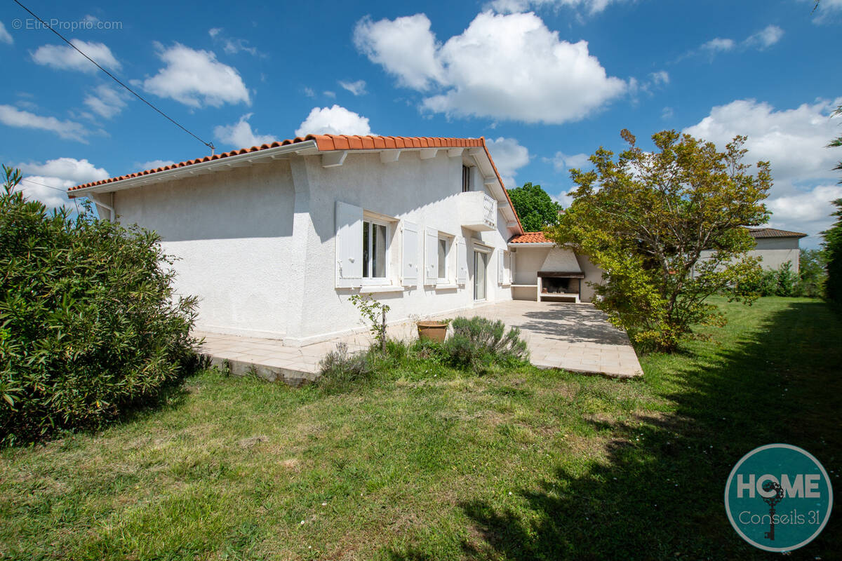 Maison à LAMASQUERE