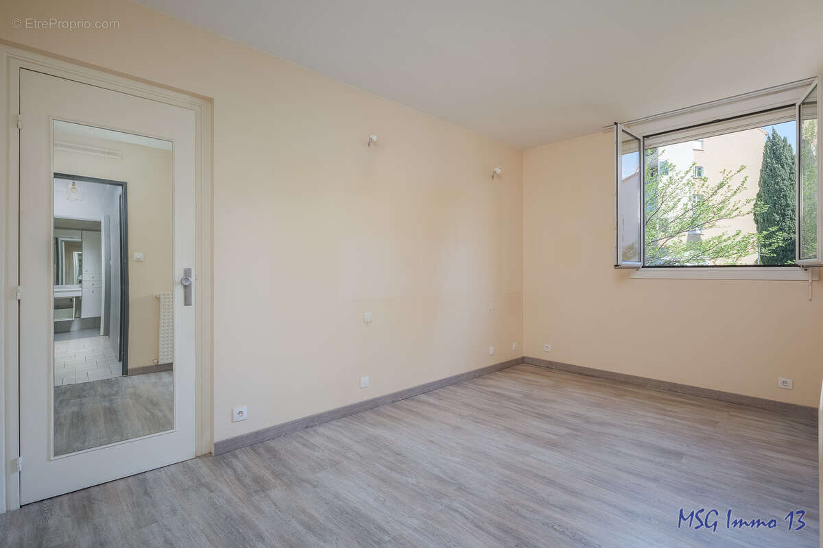 Appartement à MARSEILLE-13E
