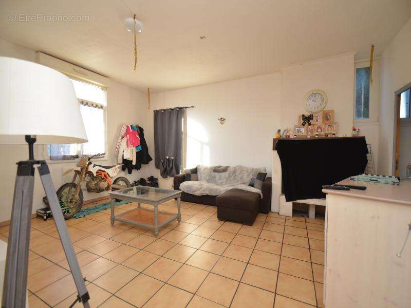 Appartement à MOULIN-NEUF