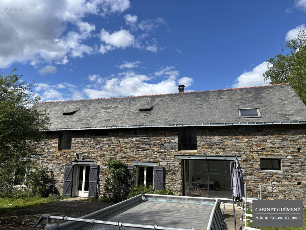 Maison à NOZAY