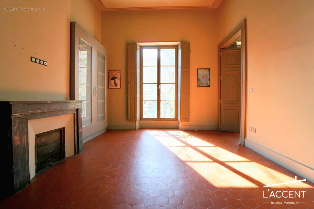 Appartement à NIMES