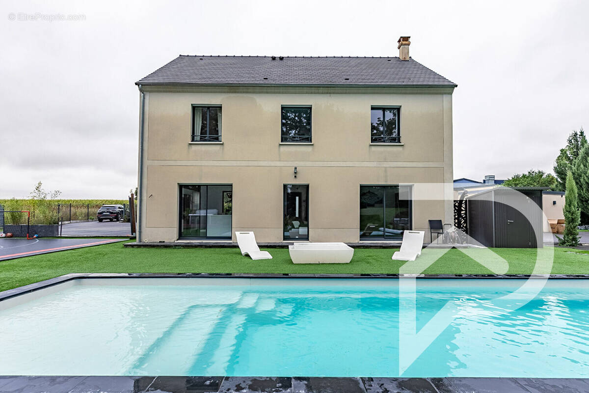 Maison à SAINT-MARTIN-LONGUEAU