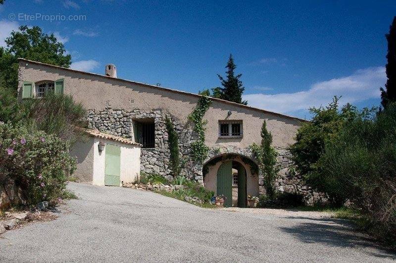 Maison à LE BAR-SUR-LOUP