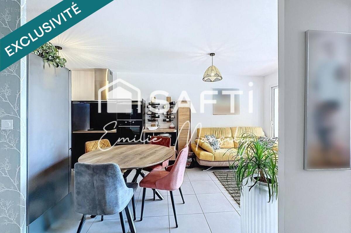 Photo 1 - Appartement à NIMES