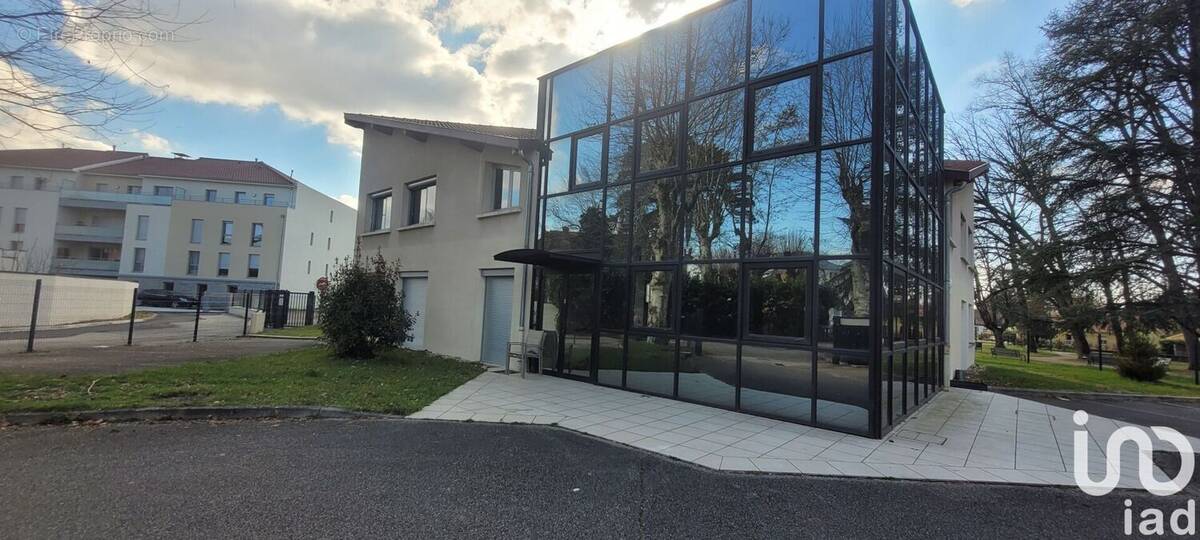 Photo 1 - Appartement à LA TOUR-DU-PIN