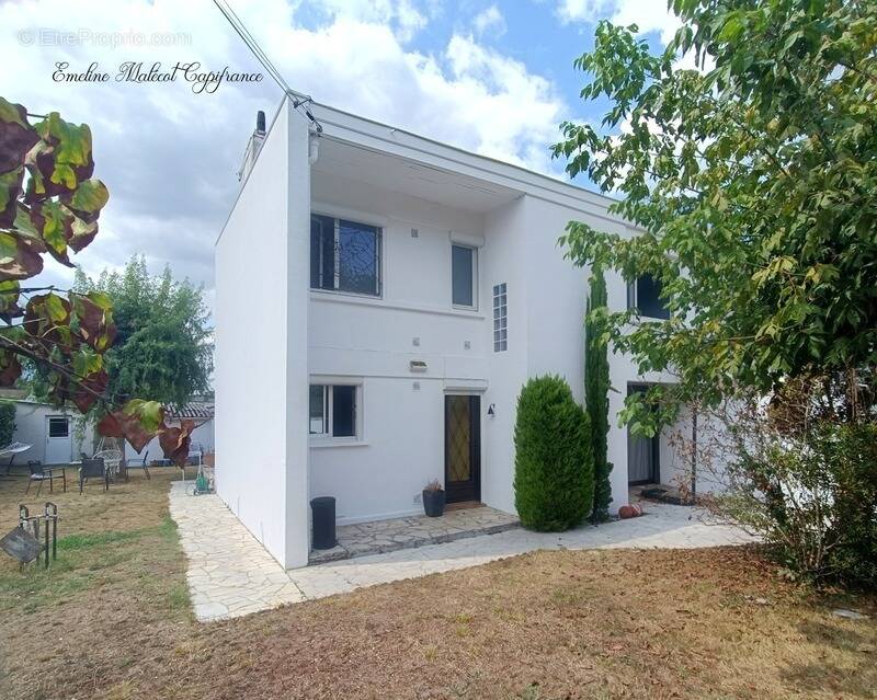 Maison à PESSAC