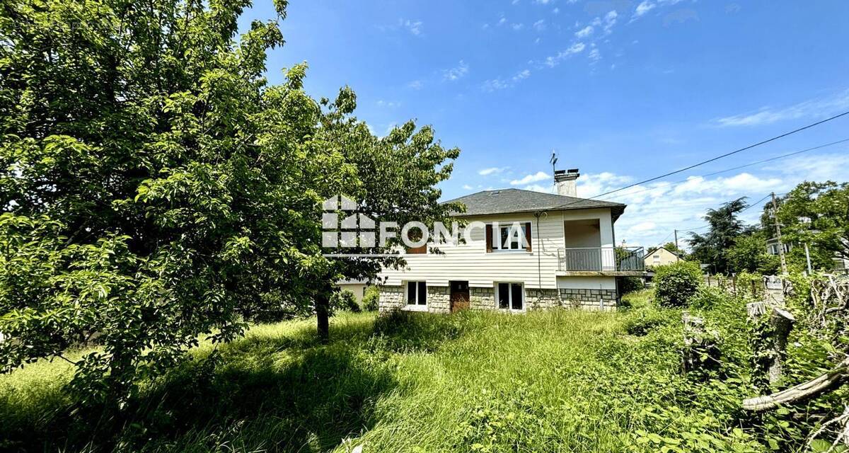 Maison à LUC-LA-PRIMAUBE
