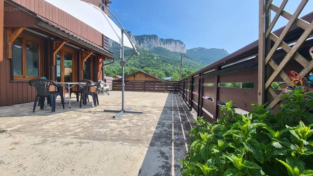 Appartement à THOLLON-LES-MEMISES