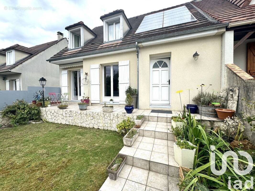 Photo 1 - Maison à VILLIERS-SUR-MARNE