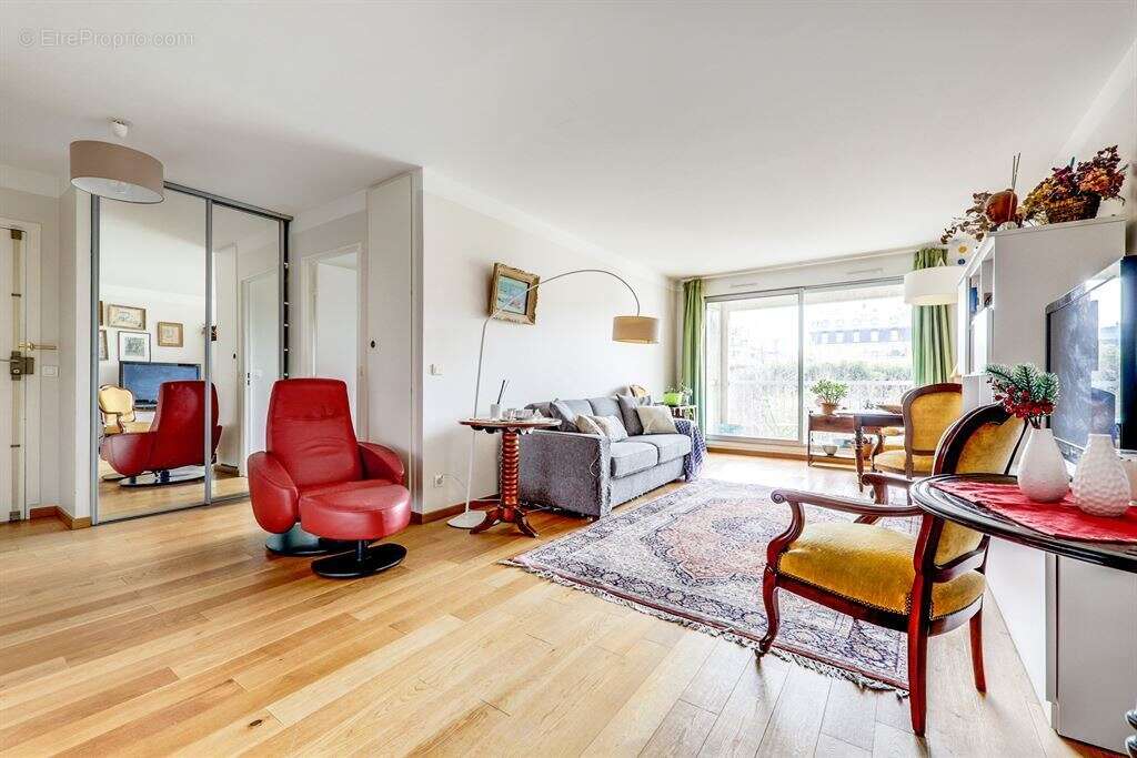 Appartement à PARIS-12E