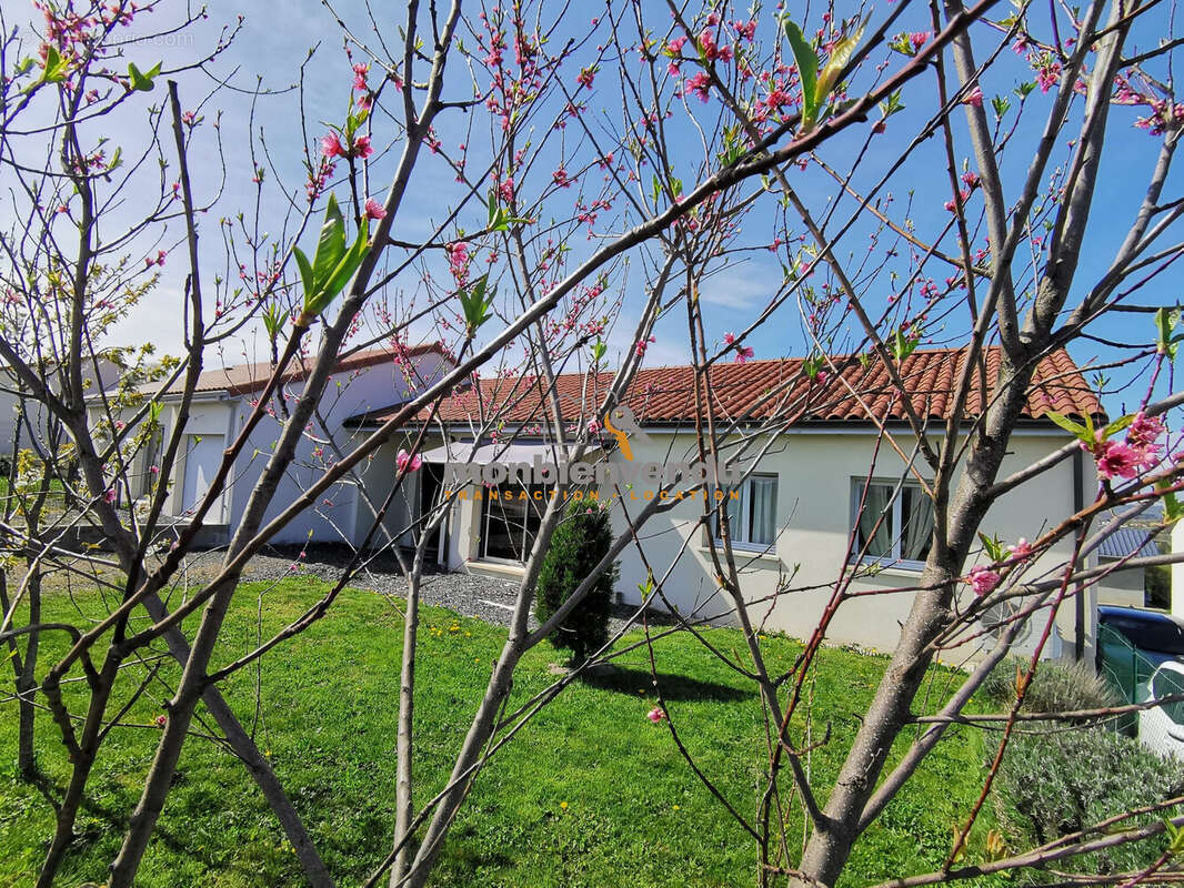 Maison à AURILLAC