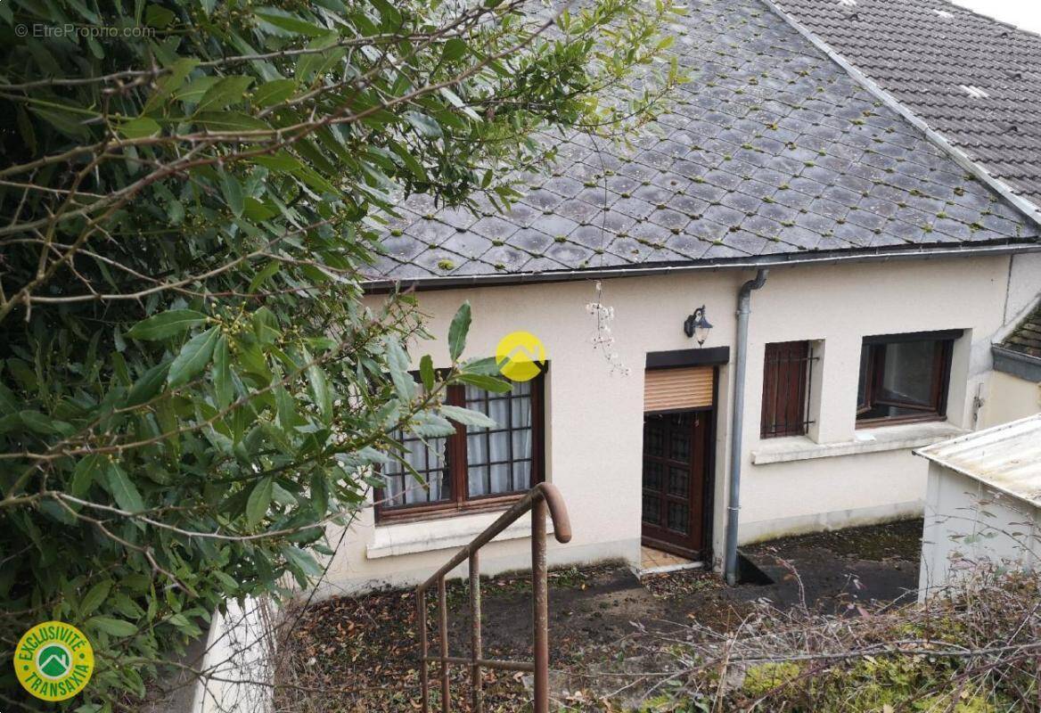 Maison à BLENEAU