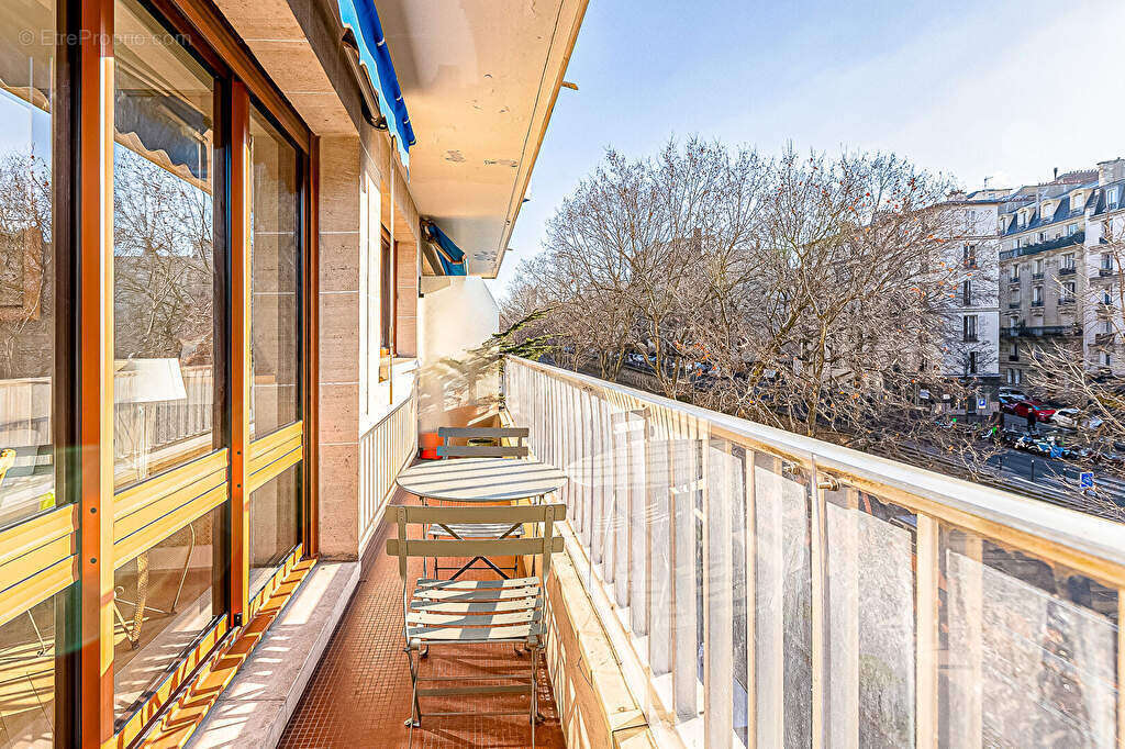 Appartement à PARIS-12E