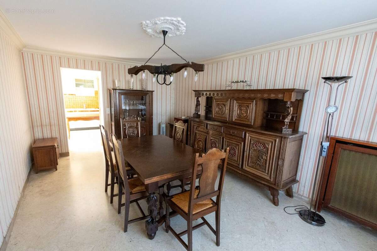 Maison à CONNERRE