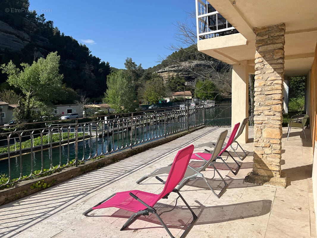 Maison à FONTAINE-DE-VAUCLUSE