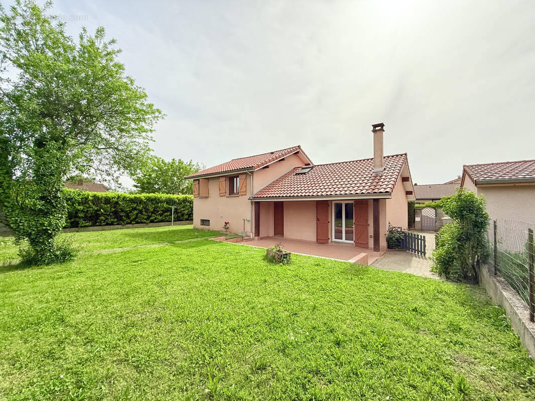 Maison à COMMUNAY
