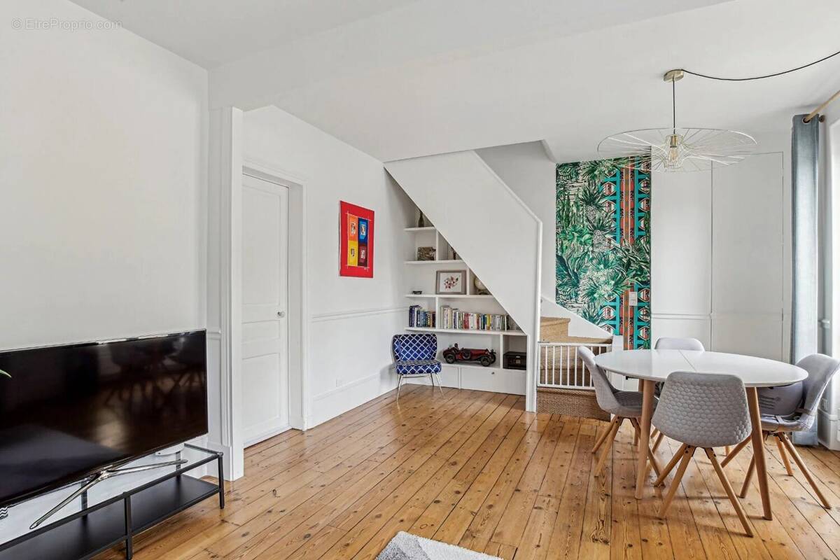 Appartement à LE VESINET