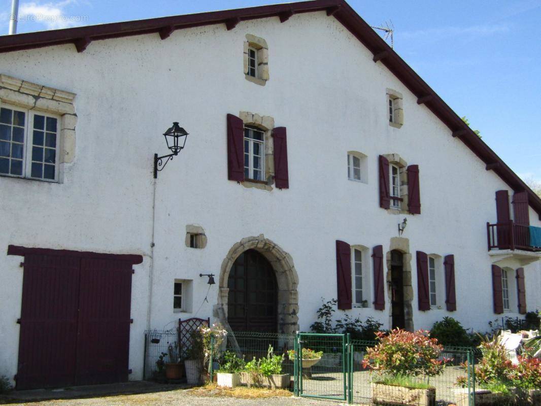 Maison à PEYREHORADE