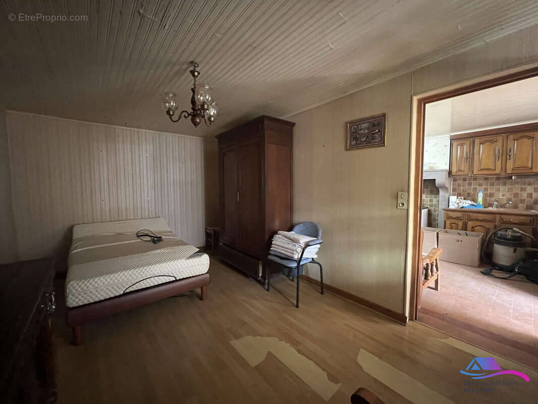 salon - Maison à CHATEAUMEILLANT
