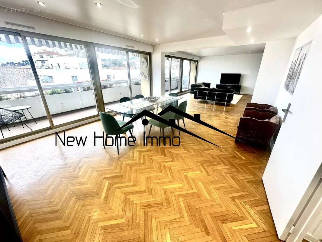 Appartement à MARSEILLE-8E