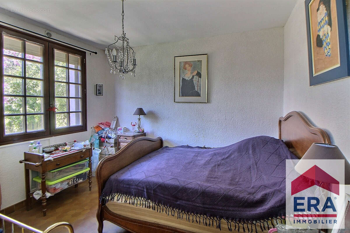 Maison à DONZERE