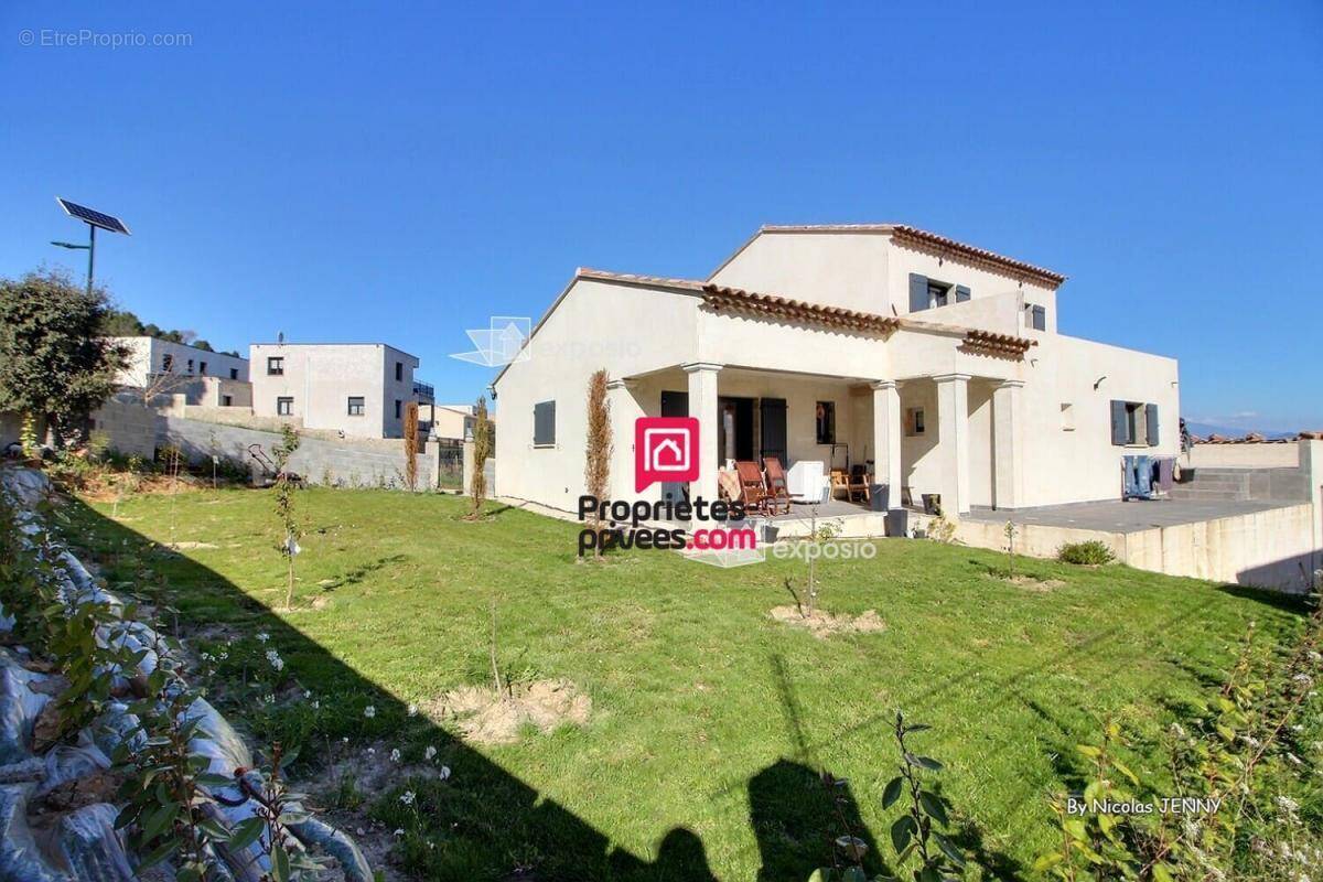 Maison à PIOLENC