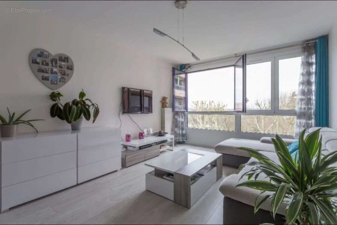 Appartement à CROSNE