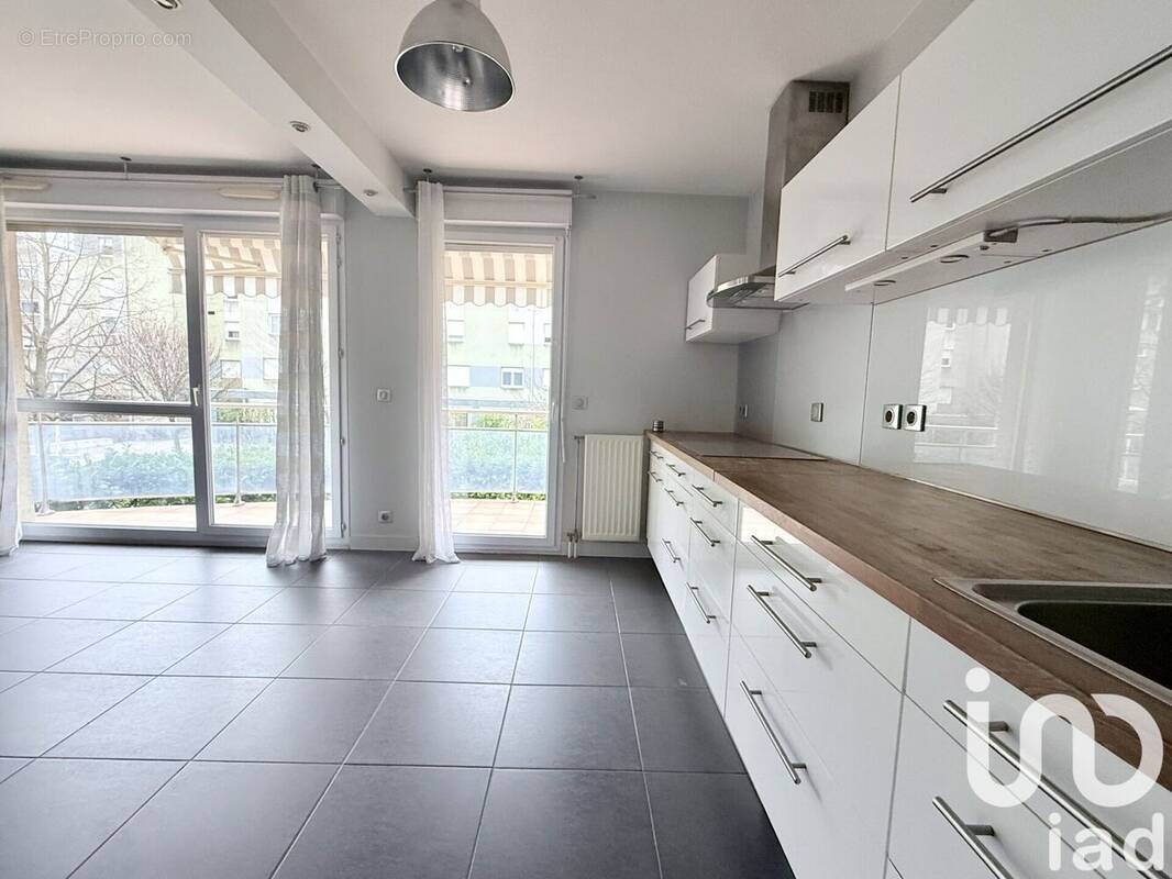 Photo 1 - Appartement à ECHIROLLES