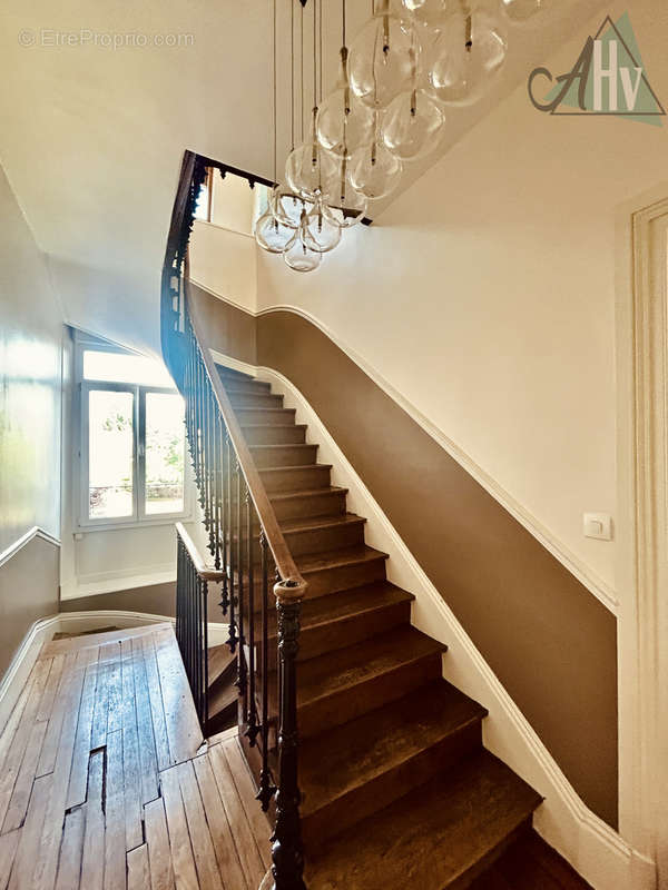 Maison à ROMILLY-SUR-SEINE