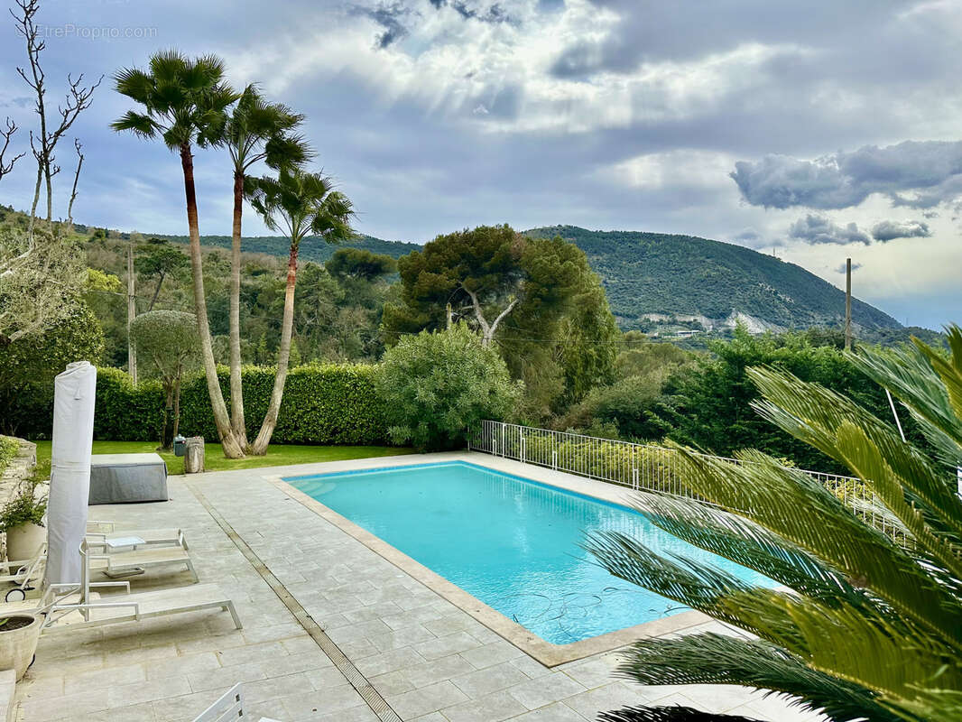 Maison à LA TURBIE