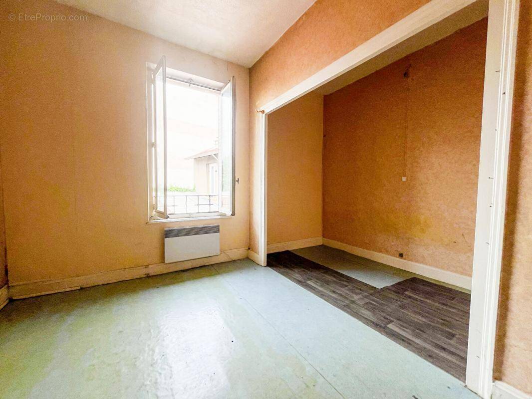 Appartement à LYON-8E