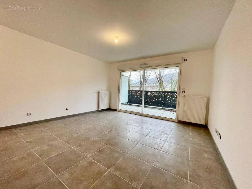 Appartement à GRESY-SUR-AIX