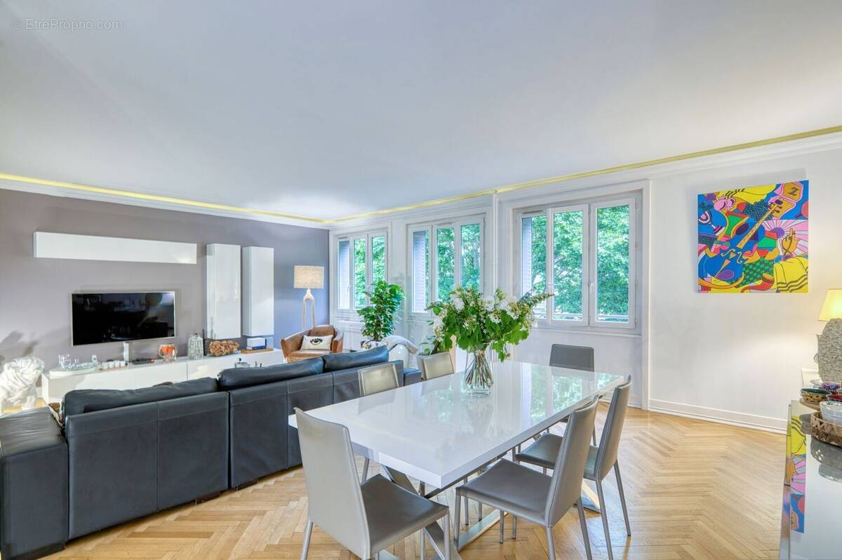 Photo 1 - Appartement à LYON-6E