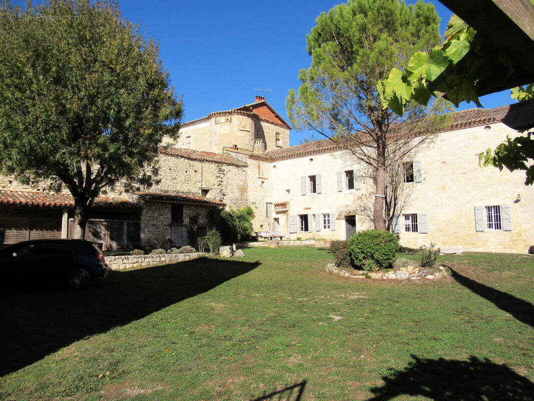 Maison à CORDES-SUR-CIEL