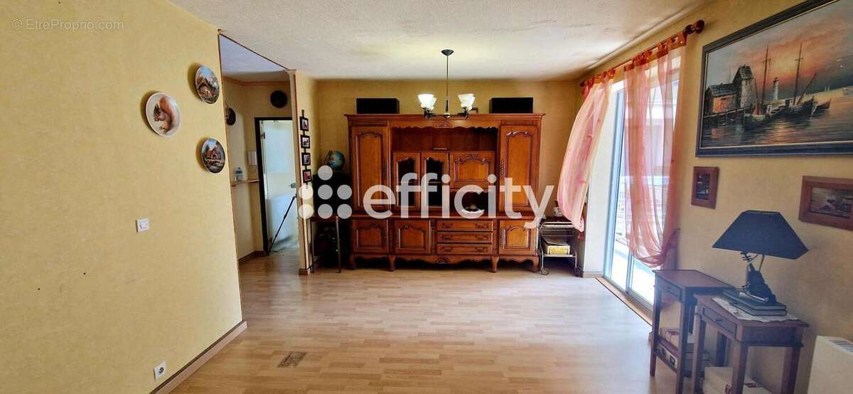 Appartement à VAIRES-SUR-MARNE