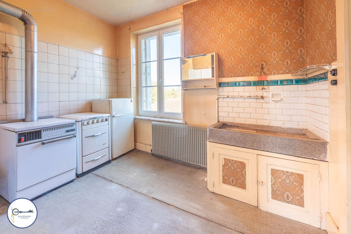 Maison à DOMPAIRE