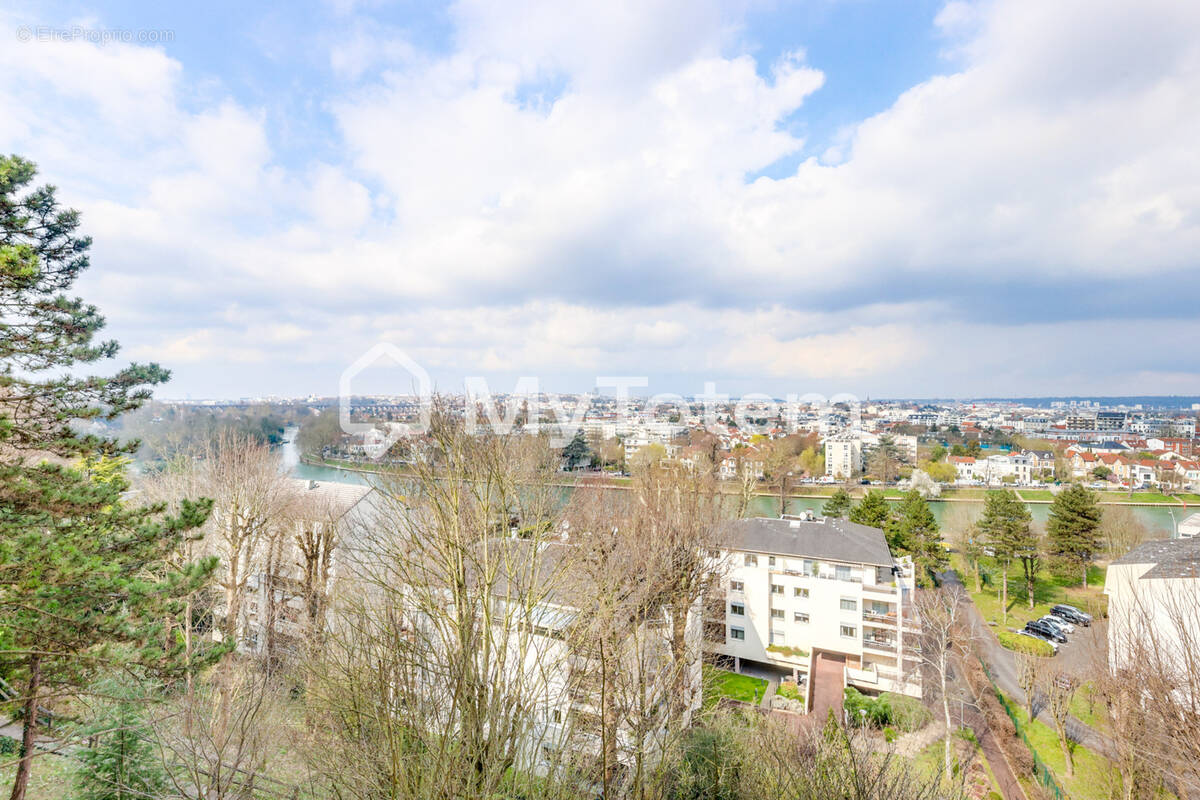 Appartement à BRY-SUR-MARNE