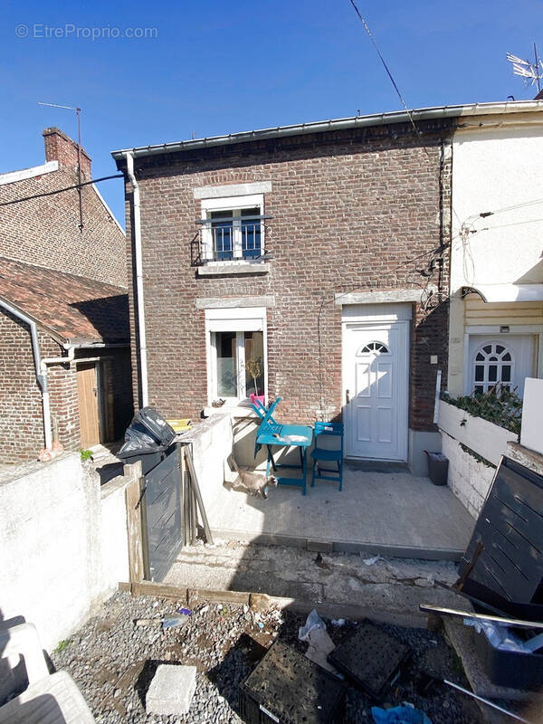 Maison à RECQUIGNIES