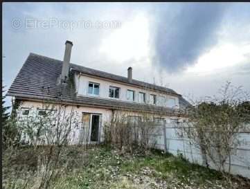 Maison à LE MESNIL-ESNARD