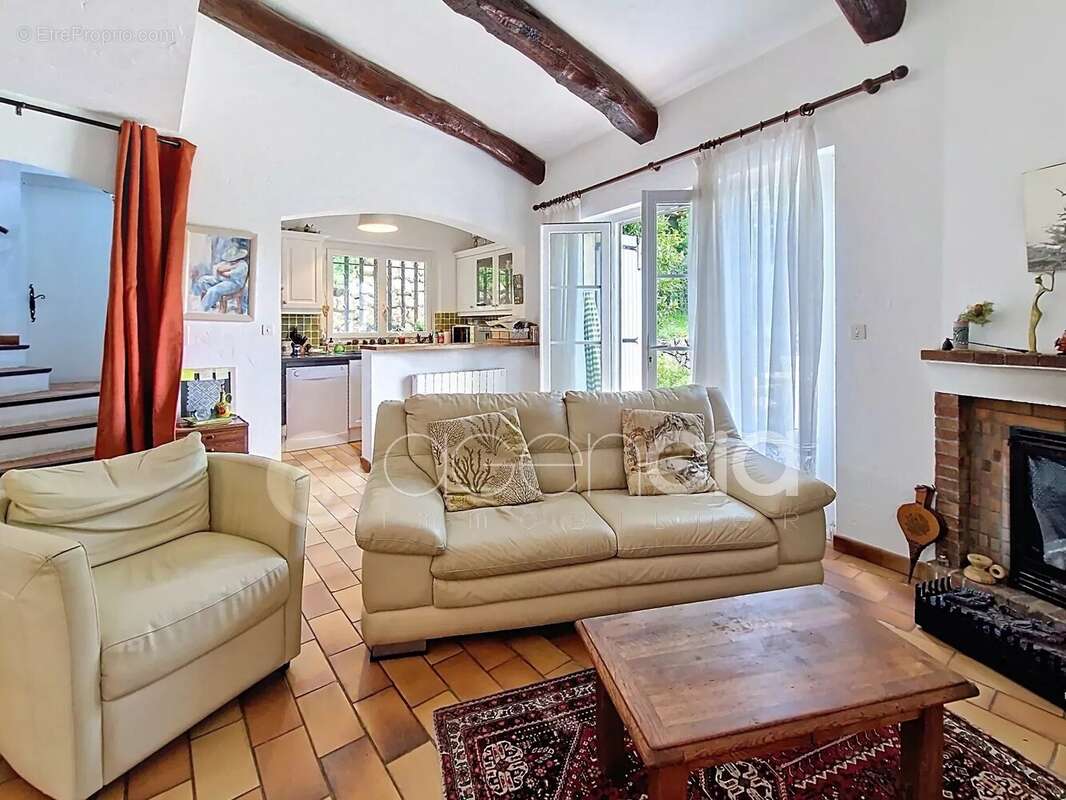 Maison à LE ROURET