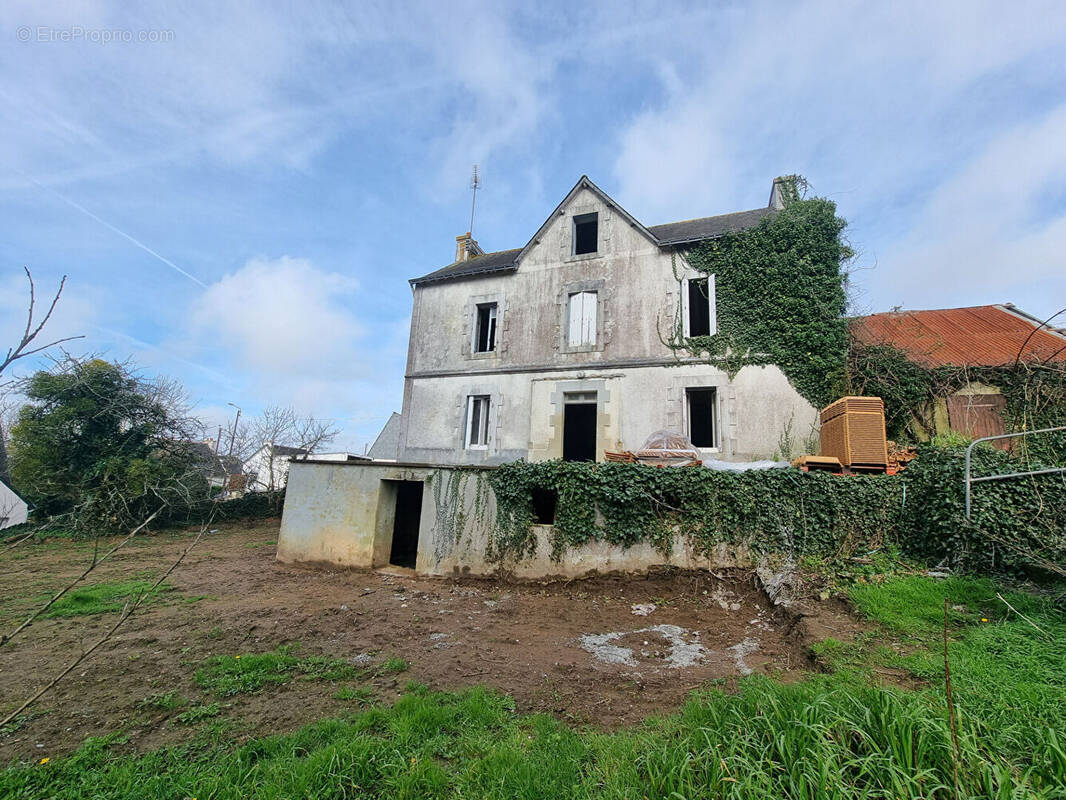 Maison à QUIMPERLE