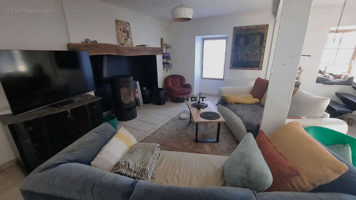 Maison à DONZENAC