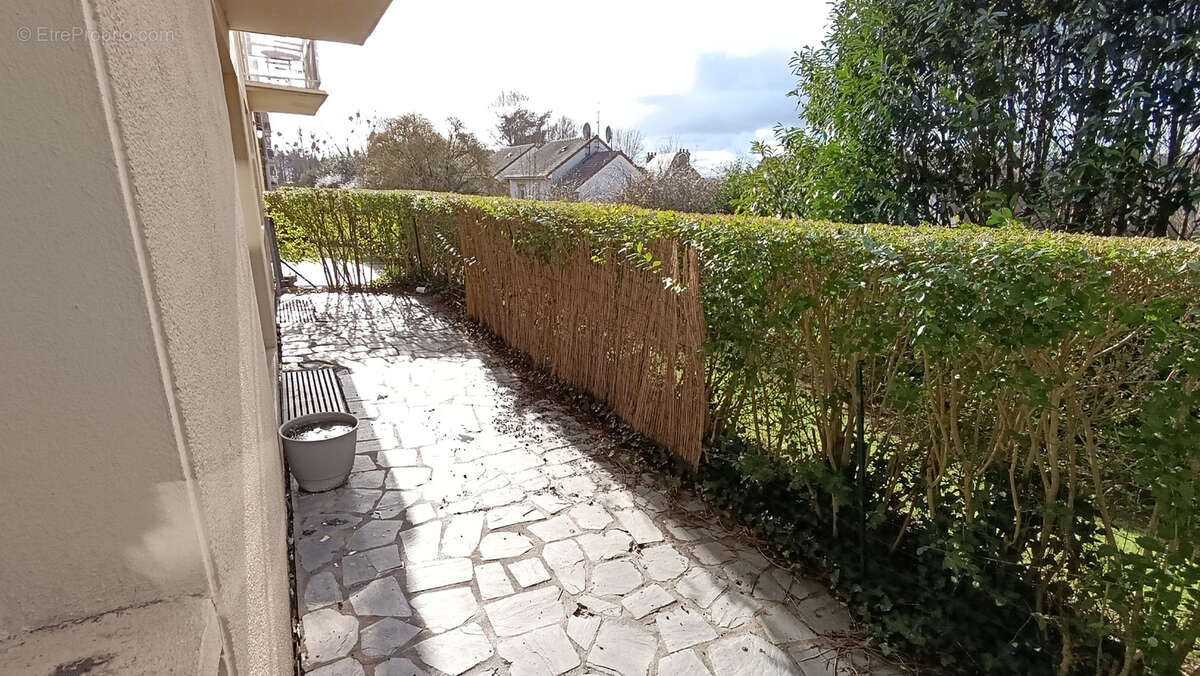 Appartement à PETIT-COURONNE