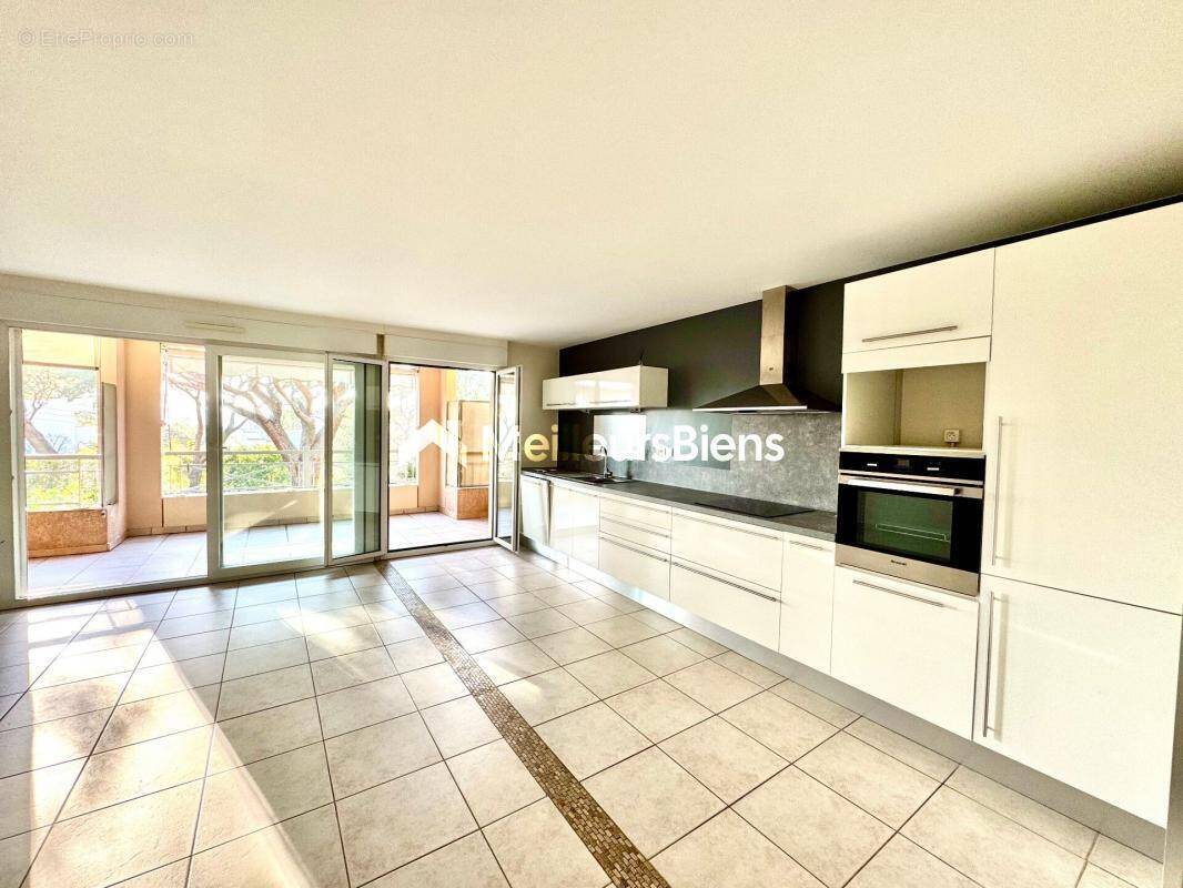 Appartement à SAINT-RAPHAEL