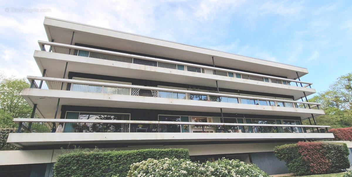 Appartement à LE CHESNAY