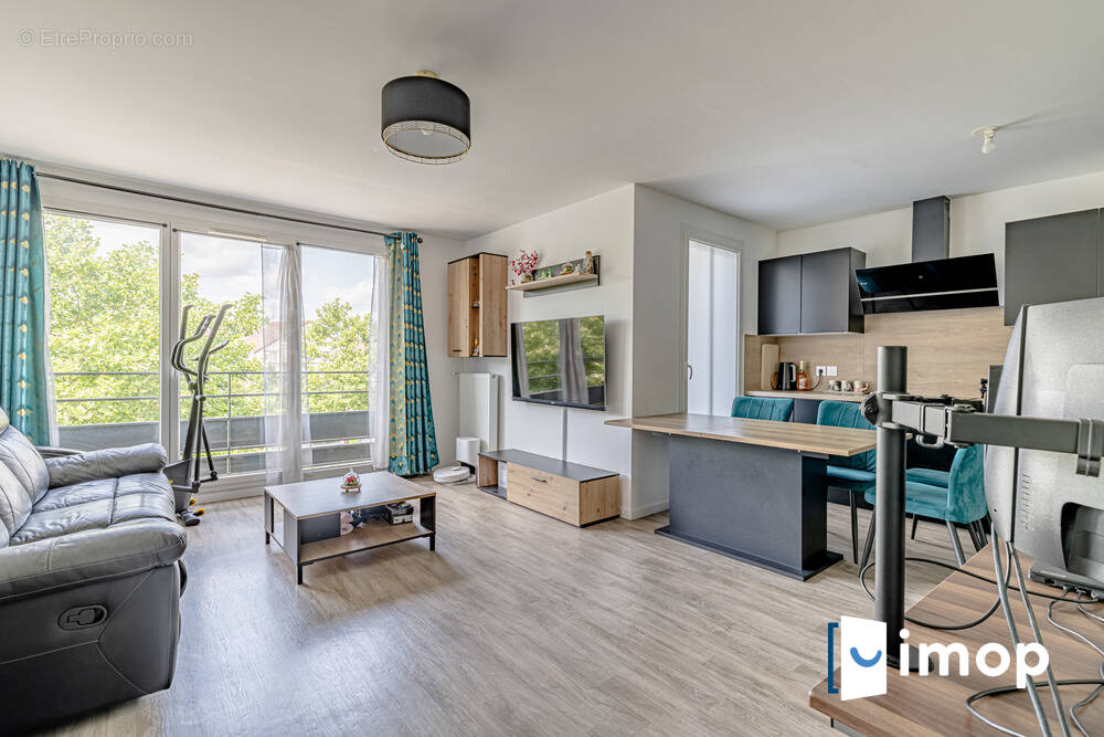 Appartement à LIVRY-GARGAN