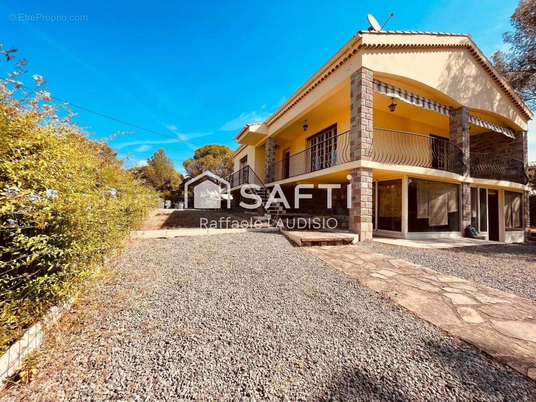 Photo 1 - Maison à SAINT-RAPHAEL