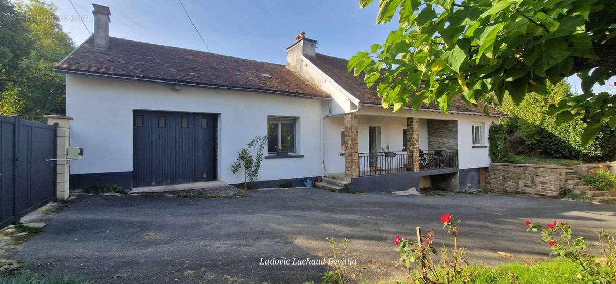 Maison à JUMILHAC-LE-GRAND