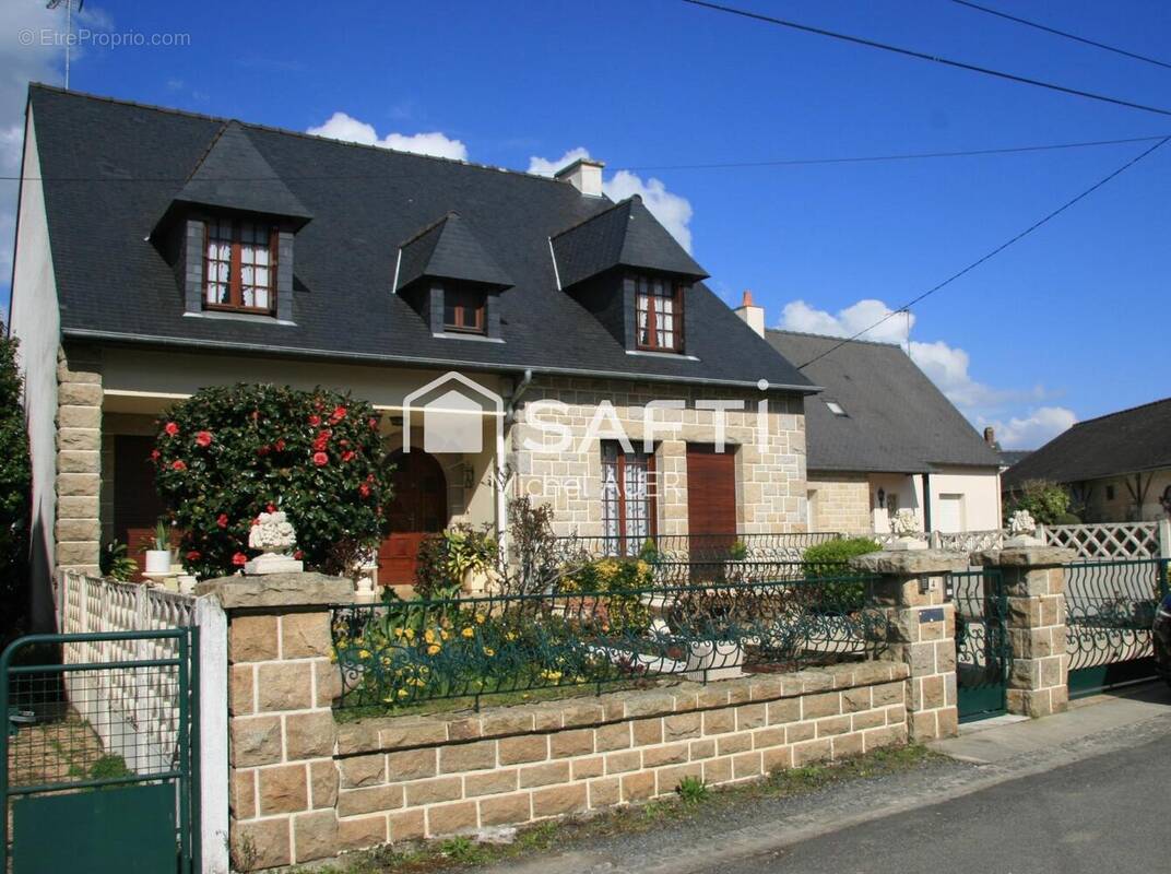 Photo 1 - Maison à LA GUERCHE-DE-BRETAGNE