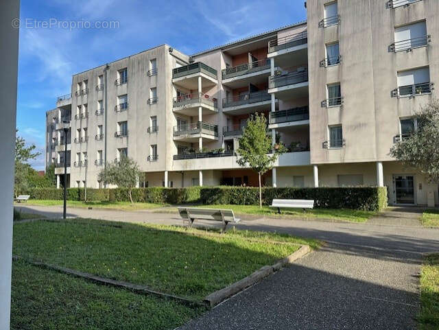 Appartement à CORNEBARRIEU